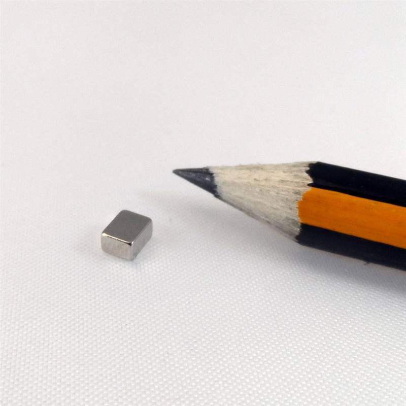 Neodymium 4mmX3mmX2mm