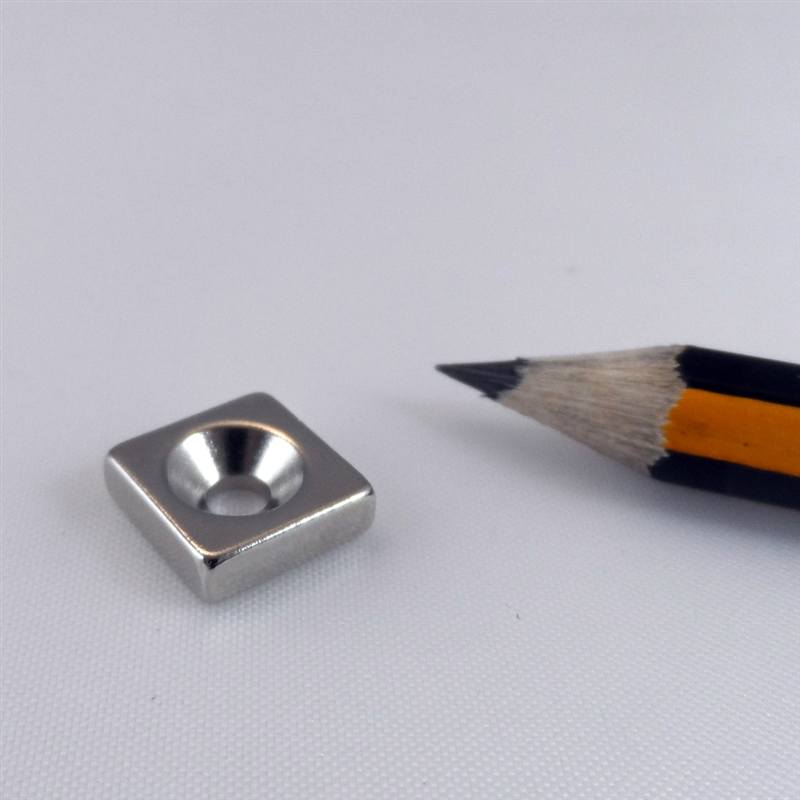 Neodymium 10mmX10mmX3mm/M3