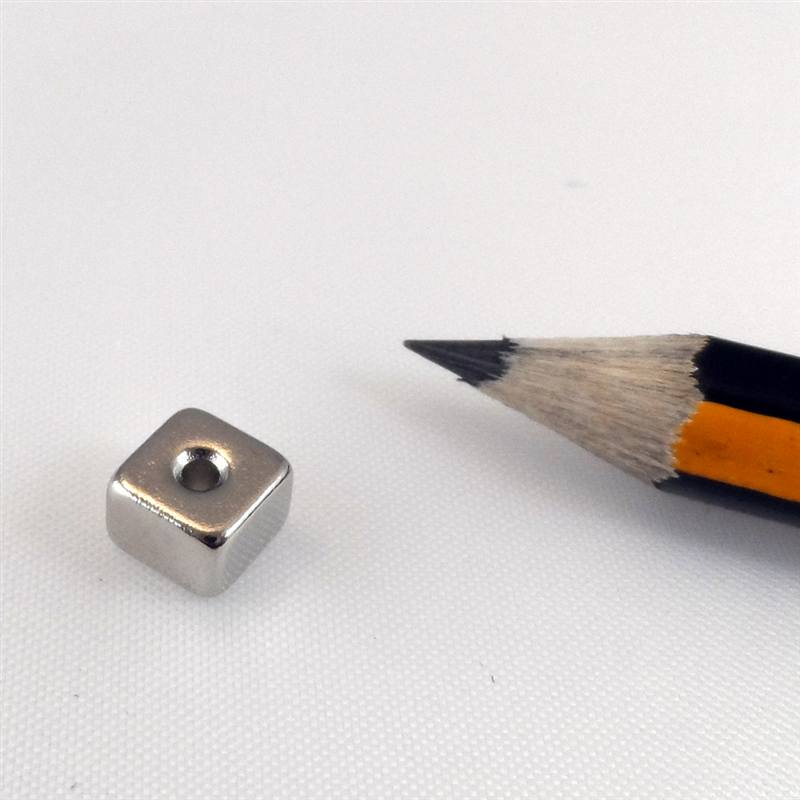 Neodymium 6mmX6mmX4mm/M1.4